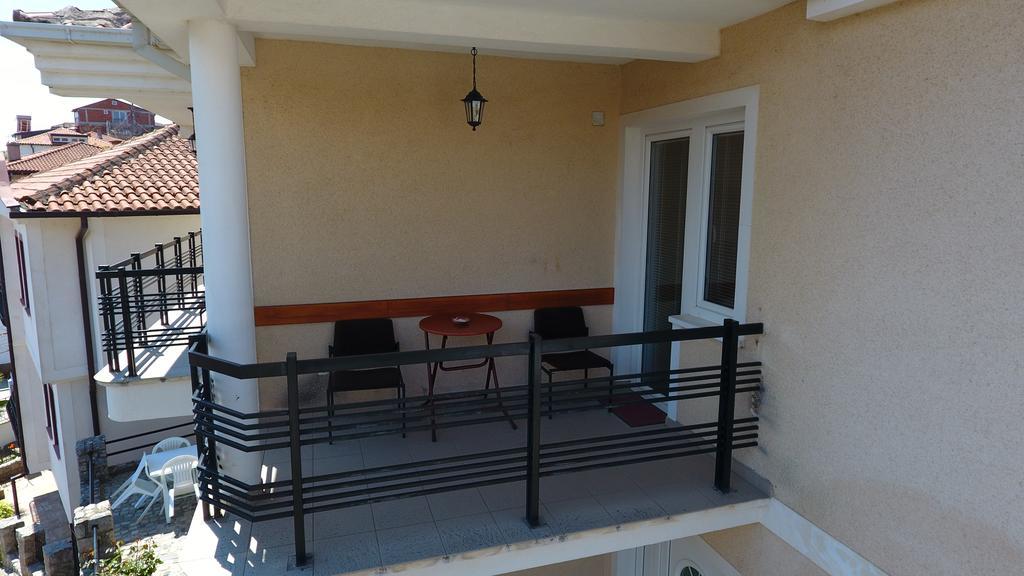Apartment Damjan Ohrid Bagian luar foto