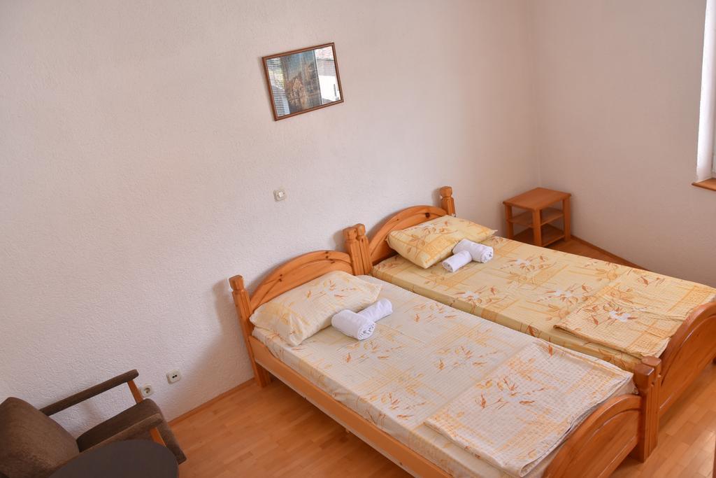Apartment Damjan Ohrid Bagian luar foto