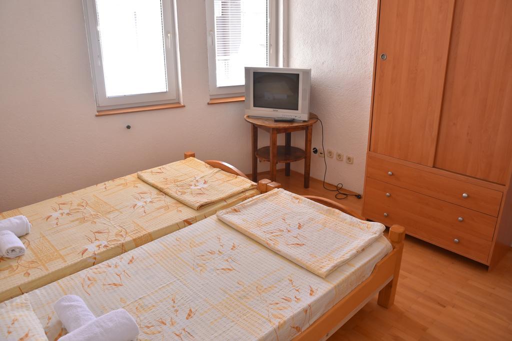 Apartment Damjan Ohrid Bagian luar foto